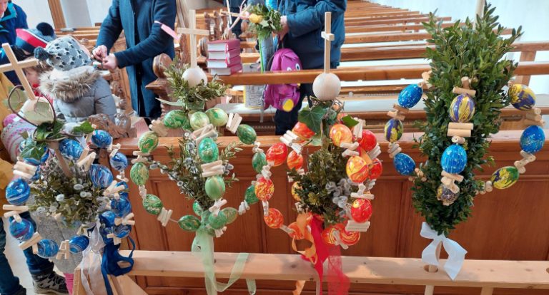 Palmsonntag: Jesus zieht in Jerusalem ein - Theresia Hecht Stiftung