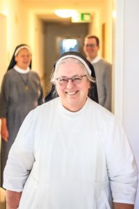 Sr. Veronica, Seelsorgerin der Theresia-Hecht-Stiftung (THS); Foto: Andreas Keilholz