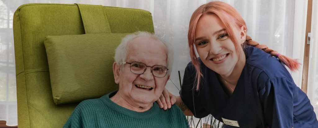 St. Maria - eine Altenhilfeeinrichtung der Theresia-Hecht-Stiftung in Dietenheim-Regglisweiler; Seniorenheim, Pflegeheim, Demenzhaus, Tagespflege, Pflegeberatung; Stellenangebote für Pflegekräfte, Altenpflegehelfer